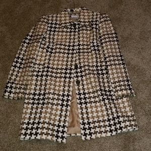 COPY - Houndstooth trench coat